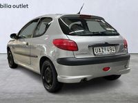 begagnad Peugeot 206 1.6 3dr 2003, Sedan