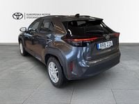 Begagnad Toyota Yaris Hybrid Active 116 HK (85 kW) 2025 Svart