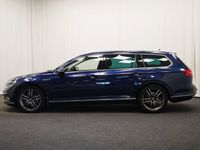 begagnad VW Passat Sportscombi Executive Aut 240hk