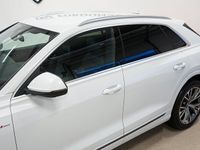 begagnad Audi Q8 55 TFSI Q (340HK) S-Line / B&O / Matrix / VAT