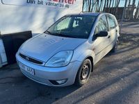 begagnad Ford Fiesta 5-dörrar 1.6 Euro 4 nybesiktad