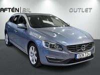 Begagnad Volvo V60 Momentum 190 HK (139 kW) 2016 Ljusblå Kombi