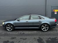 Begagnad Audi A8 335 HK (246 kW) 2004 Grå Sedan