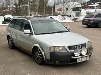 Begagnad Audi A6 Allroad 180 HK (132 kW) 2003 Silver Kombi