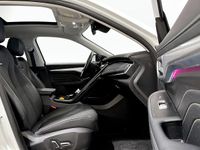 Begagnad MG Marvel R Performance 211 kW (288 HK) 2022 Vit SUV