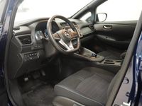 Begagnad Nissan Leaf Acenta 110 kW (150 HK) 2023 Mörkblå Halvkombi