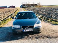 Begagnad Volvo S60 140 HK (102 kW) 2006 Grå Sedan