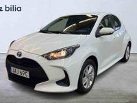 Begagnad Toyota Yaris Hybrid Active 117 HK (86 kW) 2023 Vit Halvkombi
