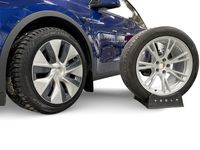 Begagnad Tesla Model Y Long Range AWD 378 kW (514 HK) 2023 Blå SUV