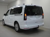 Begagnad Ford Tourneo Connect Titanium 122 HK (89 kW) 2024 Vit Minibuss