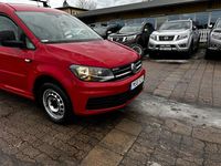 Begagnad VW Caddy Maxi 123 HK (90 kW) 2017 Röd Minibuss