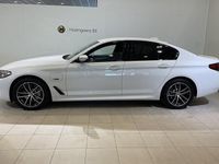 begagnad BMW 530 535 e xDrive M-Sport Dragkrok Navi HUD Friservice 3 År 2023, Sedan