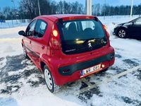 begagnad Peugeot 107 107i toppskick - perfekt pendelbil