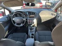 Begagnad Citroën C4 131 HK (96 kW) 2015 Röd Halvkombi