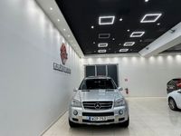 begagnad Mercedes ML63 AMG / 510HK / AMG / 4MATIC / S+V-HJUL /NYBES