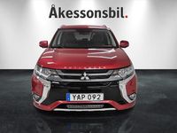 Begagnad Mitsubishi Outlander P-HEV 203 HK (149 kW) 2015 Mröd SUV
