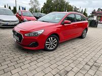 Begagnad Hyundai i30 Trend 120 HK (88 kW) 2019 Röd Kombi