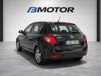 Begagnad Kia Ceed 128 HK (94 kW) 2011 Svart Halvkombi