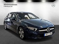 begagnad Mercedes A200 A200 BenzPremiumpaket Automat B-kamera 2022, Halvkombi