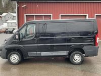 begagnad Peugeot Boxer 2.0 HDI BlueHDi Skåp 2017, Minibuss