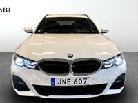 begagnad BMW 330 i xDrive Touring M-Sport Drag Värmare HiFi Keyless 2022, Kombi