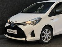 begagnad Toyota Yaris Hybrid e-CVT Euro 6 101hk