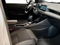 Begagnad MG MG3 Luxury 190 HK (139 kW) 2024 Vit Halvkombi