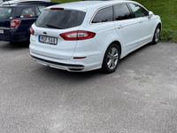 begagnad Ford Mondeo Kombi 2.0 TDCi Bi-Turbo Powershift Euro 6