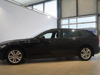 Begagnad Volvo V60 Momentum 150 HK (110 kW) 2019 Svart Kombi
