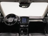 Begagnad Volvo XC40 Momentum 150 HK (110 kW) 2019 Svart SUV