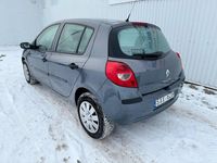 Begagnad Renault Clio R.S. 112 HK (82 kW) 2007 Grå Halvkombi