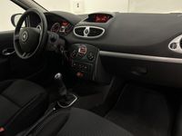 begagnad Renault Clio R.S. 5-dörra Halvkombi 1.2 Euro 5 Jul/Rea