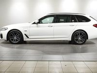 Begagnad BMW 530 M Sport 184 HK (135 kW) 2022 Alpinvit Kombi