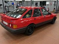 Begagnad Ford Sierra 120 HK (88 kW) 1989