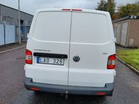 begagnad VW Transporter T5T30 2.0 TDI Euro 5 ny besiktad ny ser 2011, Transportbil