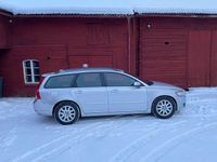 Begagnad Volvo V50 180 HK (132 kW) 2008 Silver Kombi