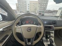 Begagnad Volvo V60 CC 150 HK (110 kW) 2017 Kombi