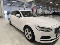 Begagnad Volvo V90 Momentum 190 HK (139 kW) 2020 Vit Kombi
