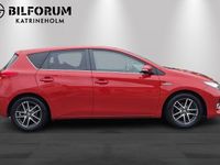 begagnad Toyota Auris Hybrid e-CVT Automat Nybesiktad