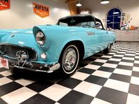 Begagnad Ford Thunderbird 199 HK (146 kW) 1955 Ljusblå Cab