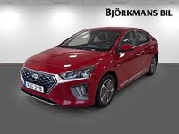 Begagnad Hyundai Ioniq Premium 165 HK (121 kW) 2020 Röd Halvkombi
