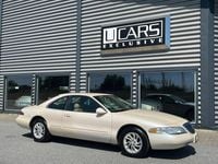 Begagnad Lincoln Continental 284 HK (208 kW) 1997 Vit Sedan