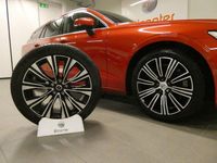 Begagnad Volvo V60 350 HK (257 kW) 2023 Röd Kombi