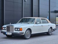 Begagnad Rolls Royce Silver Spur 241 HK (177 kW) 1985 Vit Sedan
