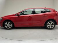 Begagnad Volvo V40 Momentum 120 HK (88 kW) 2015 Röd