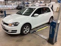 Begagnad VW Golf VII 105 HK (77 kW) 2015 Vit