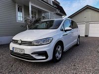 Begagnad VW Touran 150 HK (110 kW) 2020 Minibuss