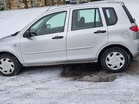 Begagnad Mazda 2 75 HK (55 kW) 2004 Halvkombi