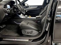 Begagnad Audi A6 S-Line 367 HK (269 kW) 2024 Mytsvart metallic Kombi