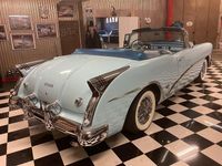 Begagnad Buick Skylark 200 HK (147 kW) 1954 Malibu blue Cab